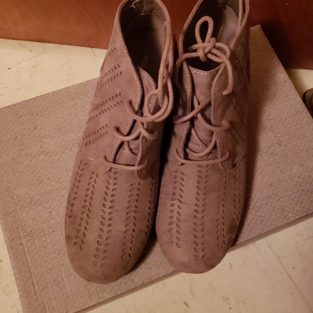 Maurice's Wedge